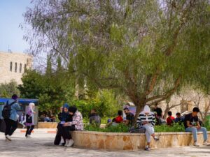 الكنيست تُحضّر لقانون يحظر توظيف المعلمين خريجي الجامعات الفلسطينية في جهاز التعليم الإسرائيلي